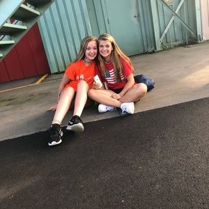 Meet your Posher, Ashley